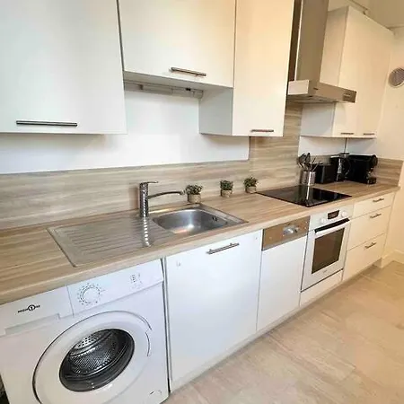 Appt 62m2 Cosy Et Calme A 5 Min Du Parc Montjuzet Apartment